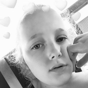 Meet your Posher, Carly